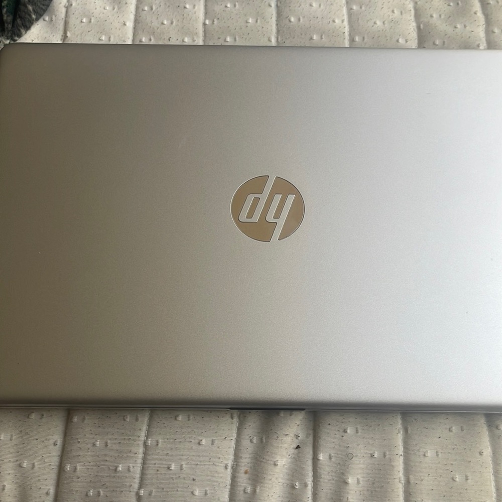 brand new laptop for sell 800 11th gen.